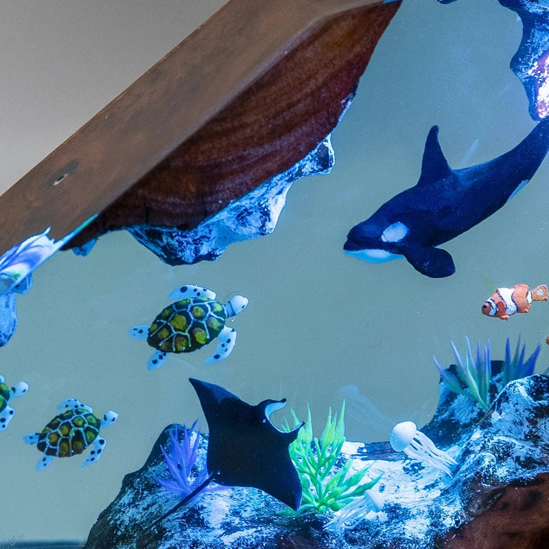 Lampada in Resina — Orca sul Fondale