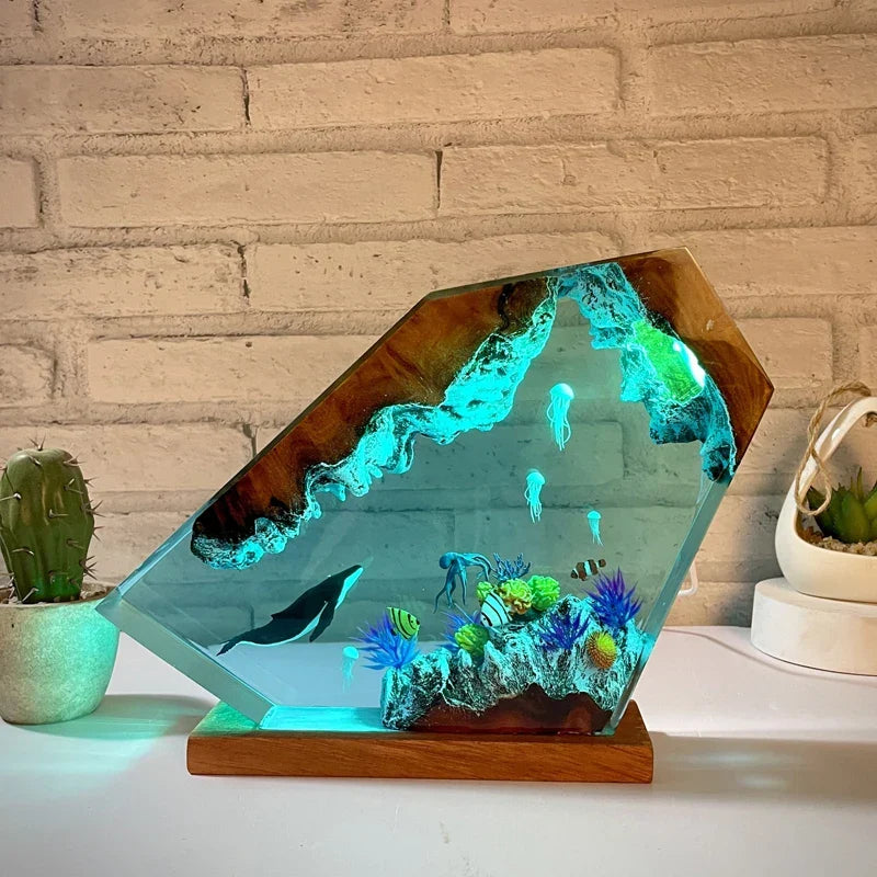Lampada in Resina — Esplorazione del Fondale