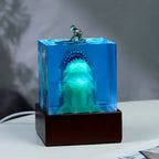 Cubo Luminoso in Resina — Squalo Bianco