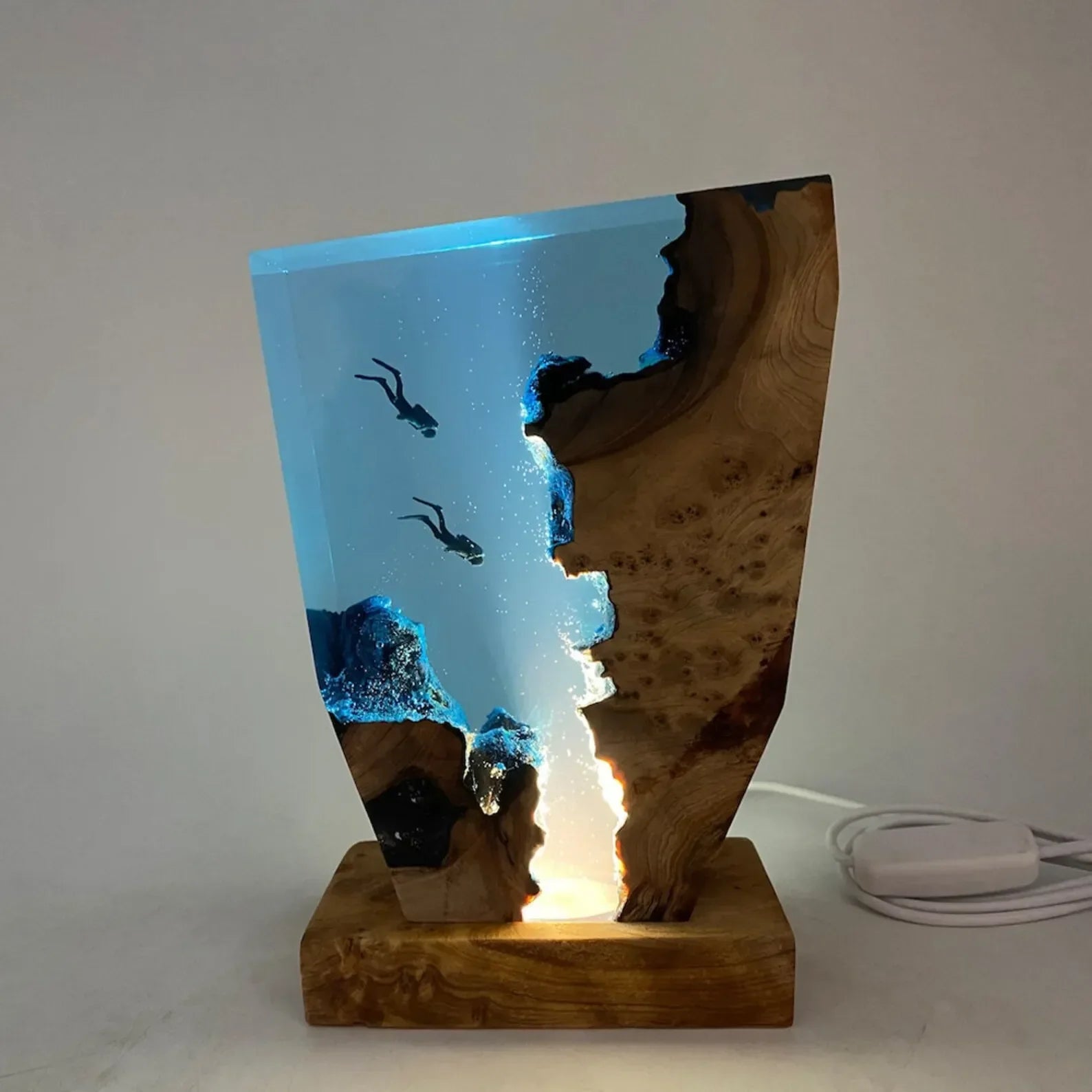 Lampada in Resina — Immersione nell'Oceano