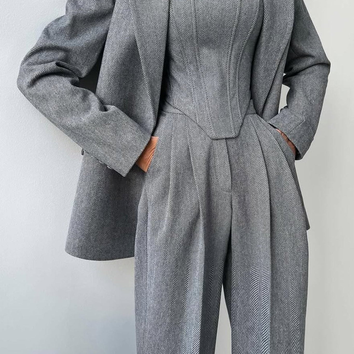 Dolce – Completo a Tre Pezzi con Blazer Doppiopetto